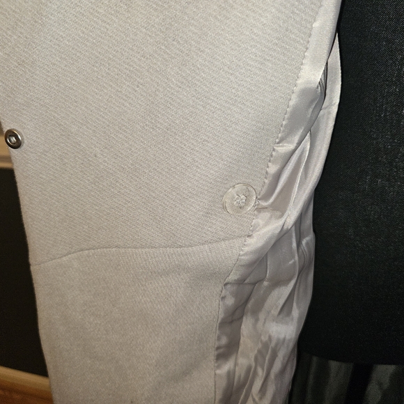 Elegant Gray Long Coat - Picture 9 of 12